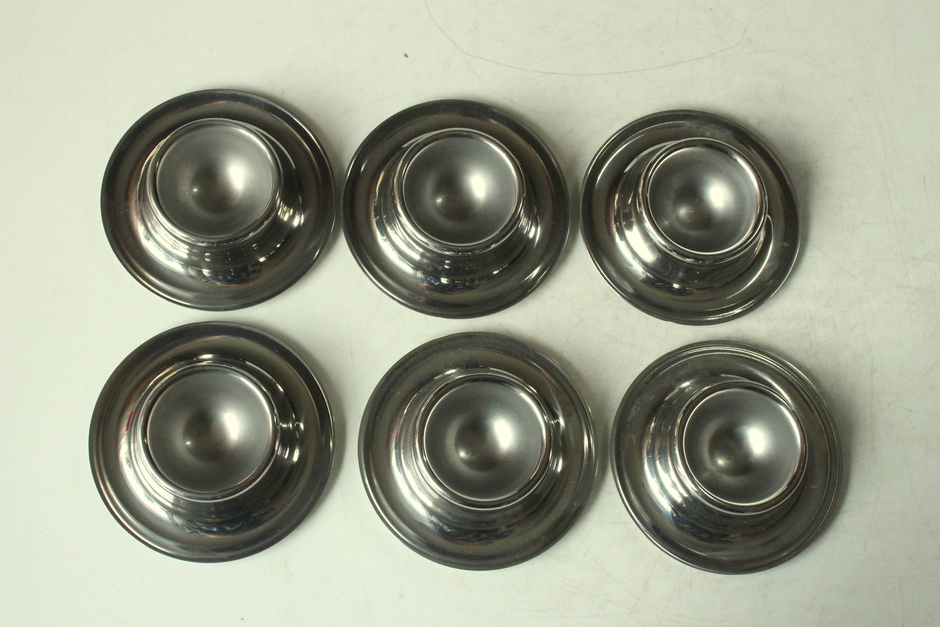 Set of 6 stainless steel egg cups, vintage from the 60s