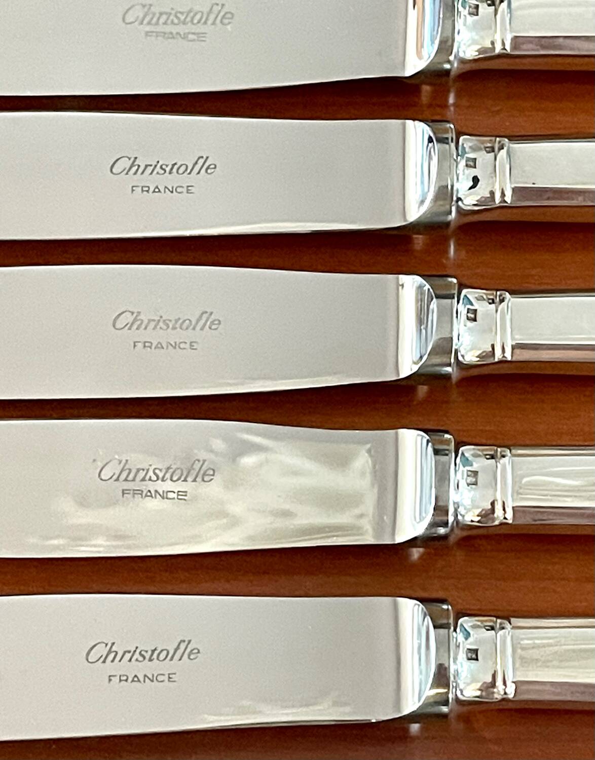 Christofle Cluny, cutlery set of 48 pieces in like-new condition.