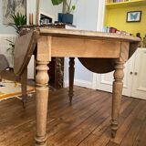 Vintage 50s round table
