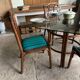 Table et chaises en rotin années 70-80