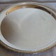 Round serving tray