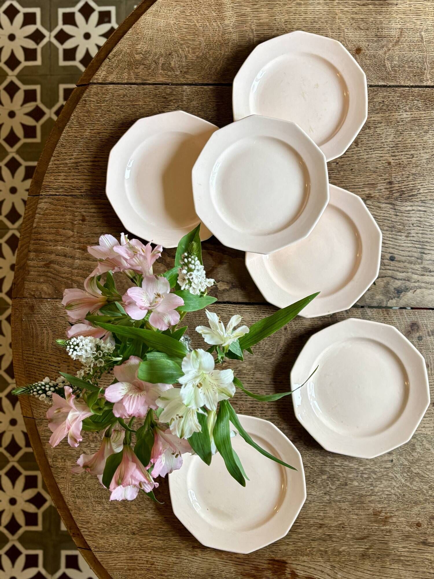 Set of 6 vintage dessert plates from Saint Amand.