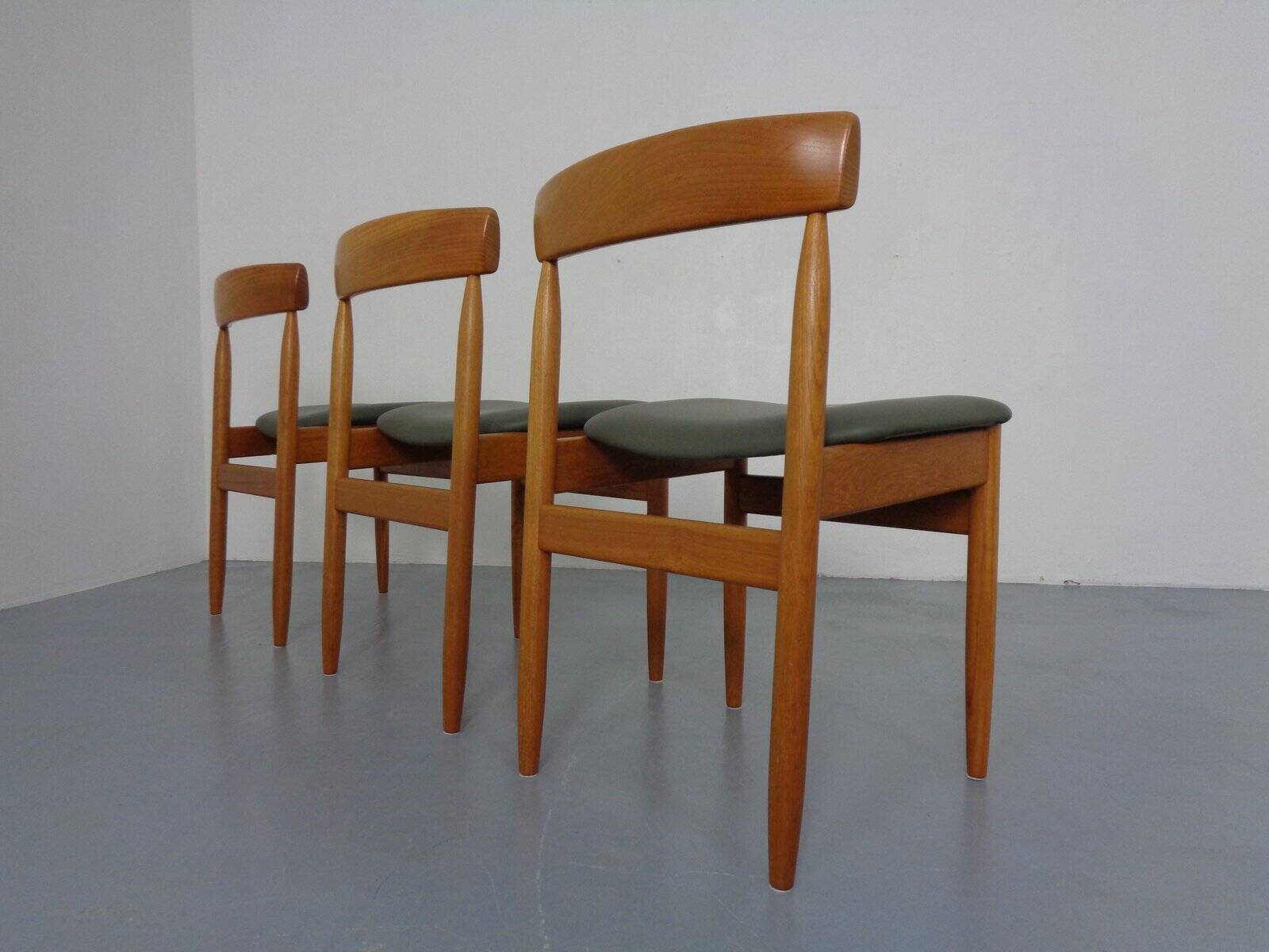 Dining chairs in teak and leather by Farsø Stolefabrik, 1960s, set of 3.