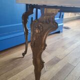 Coffee table in white Carrara marble