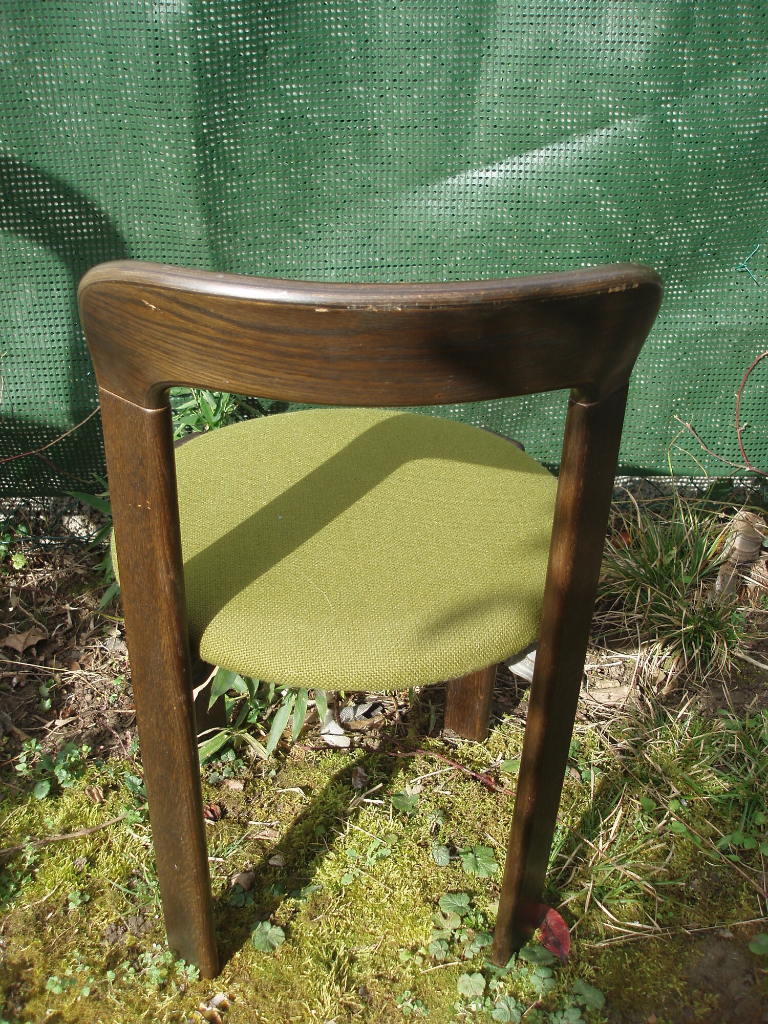 Pair of 70s chairs by designer Bruno Rey in wood and green fabric