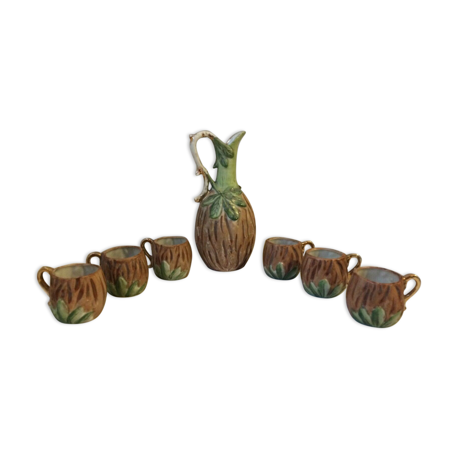 Biscuit liquor service