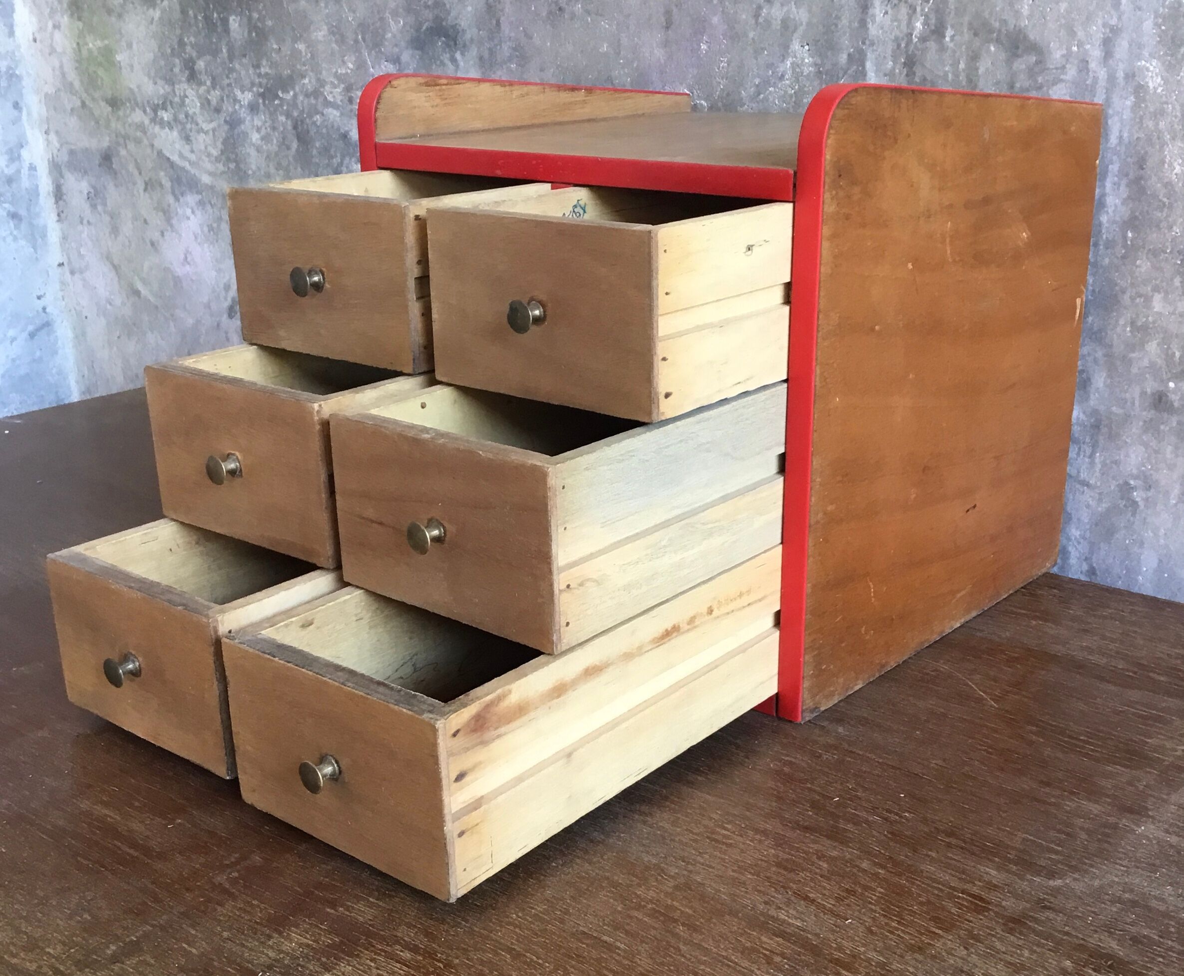 Small vintage craft furniture with fins, 6 drawers 1960