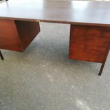 Metal desk