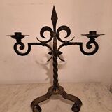 Chandelier en fer forgé noir fleur de lys