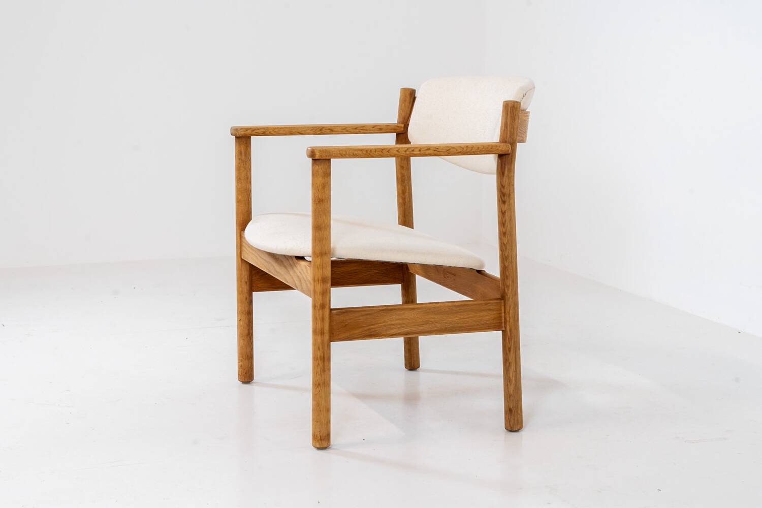 Fauteuil de Jørgen Bækmark pour FDB Møbler (Danemark, années 1960).