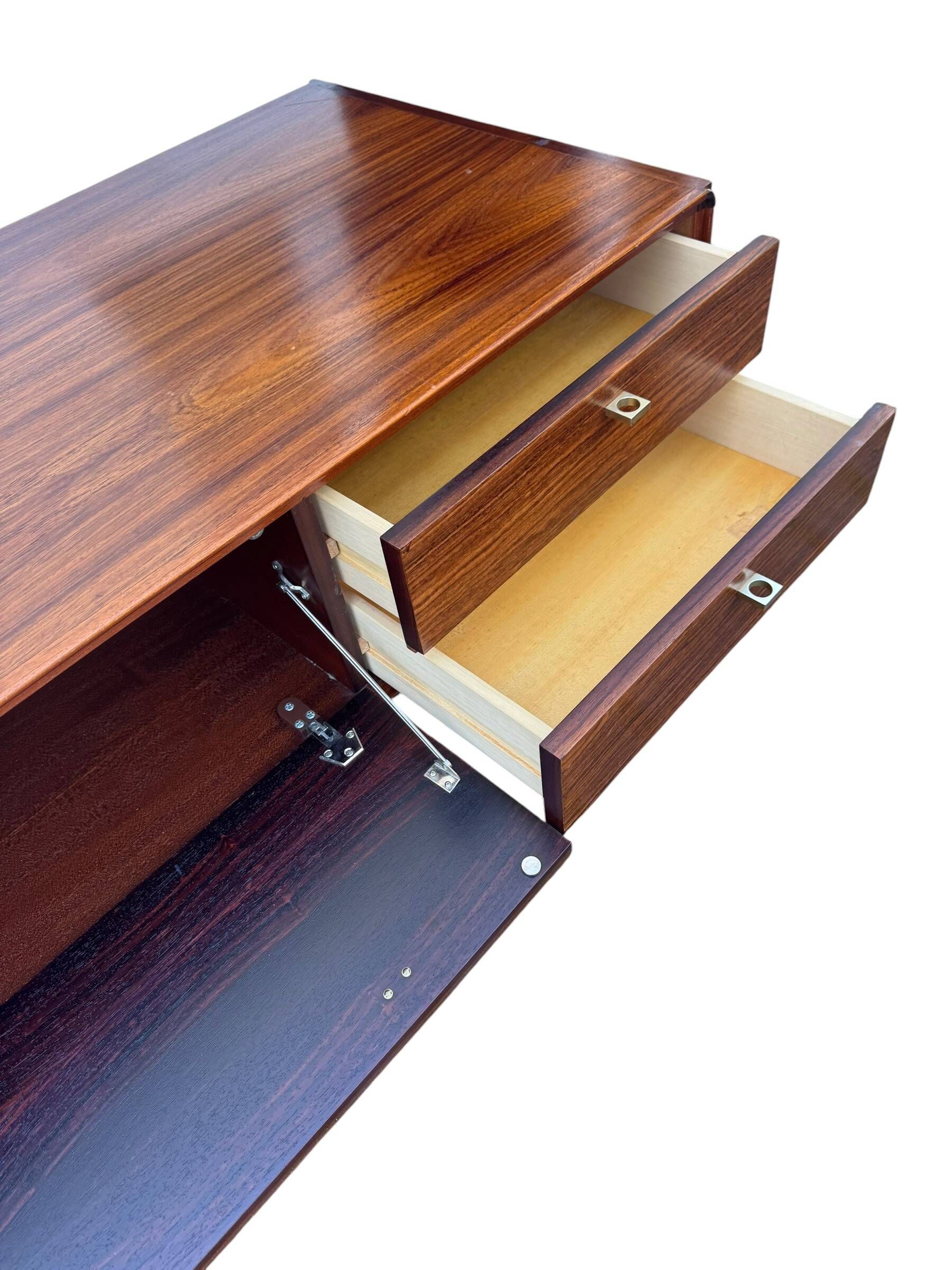 MCM Rosewood Low Board par Fristho