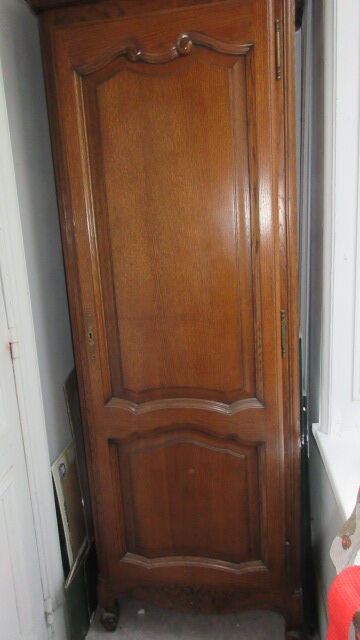 Solid oak hosiery