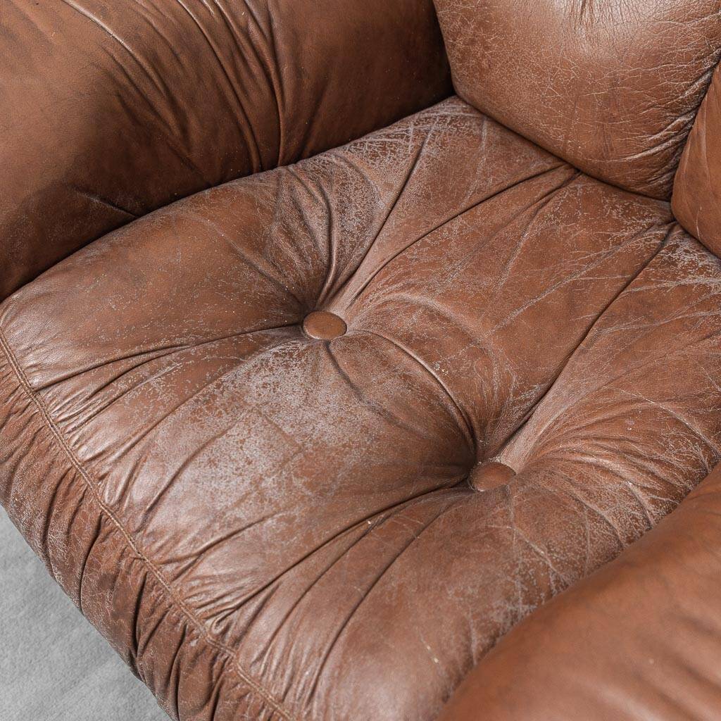 COPPIA DI POLTRONE VINTAGE IN PELLE MARRONE ANNI ’70 MODERNARIATO