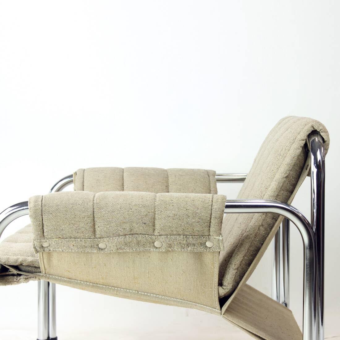 Lounge chair by viliam chlebo in chrome and linen, kodreta 1979