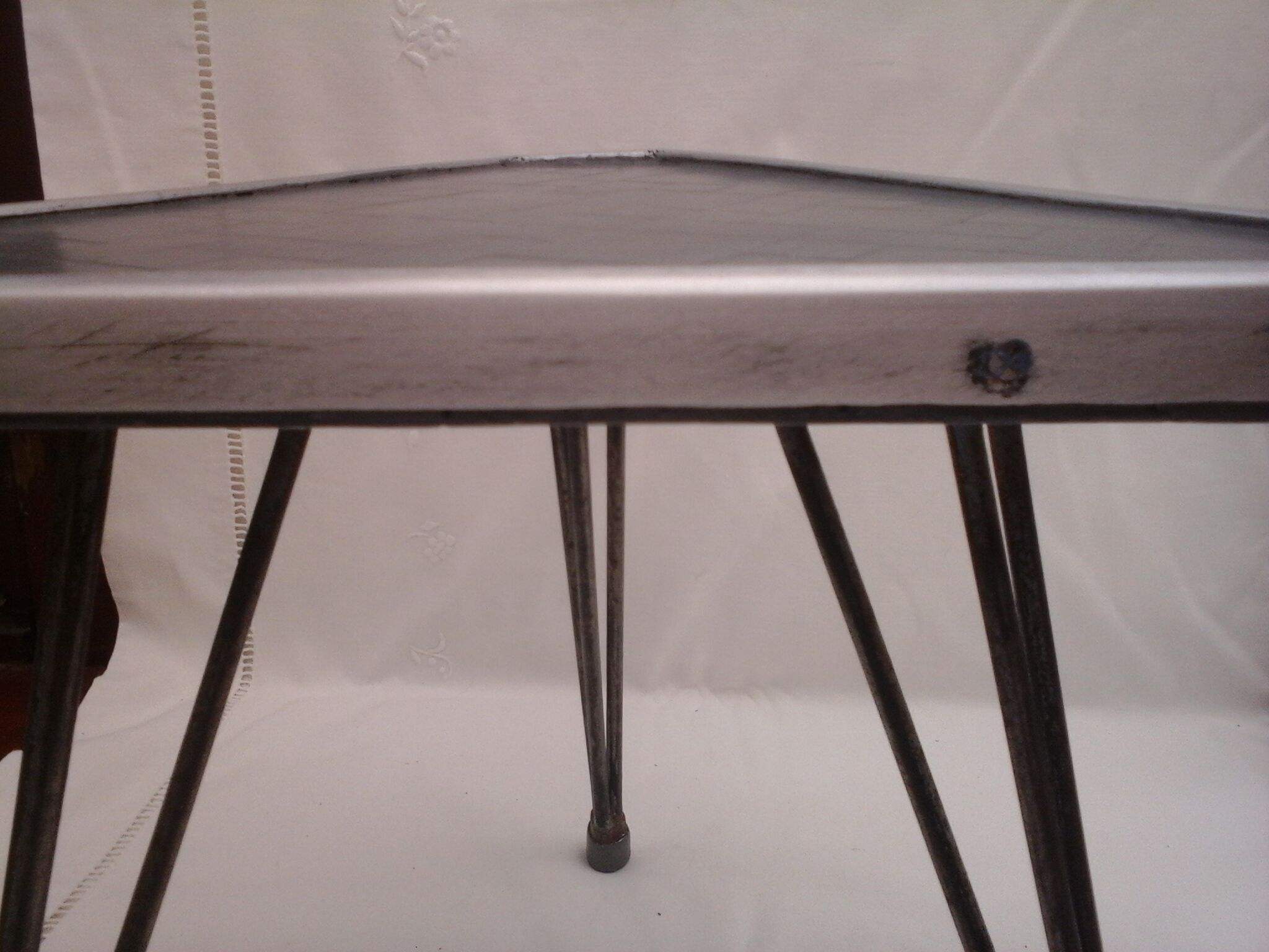 Triangular coffee table 50's