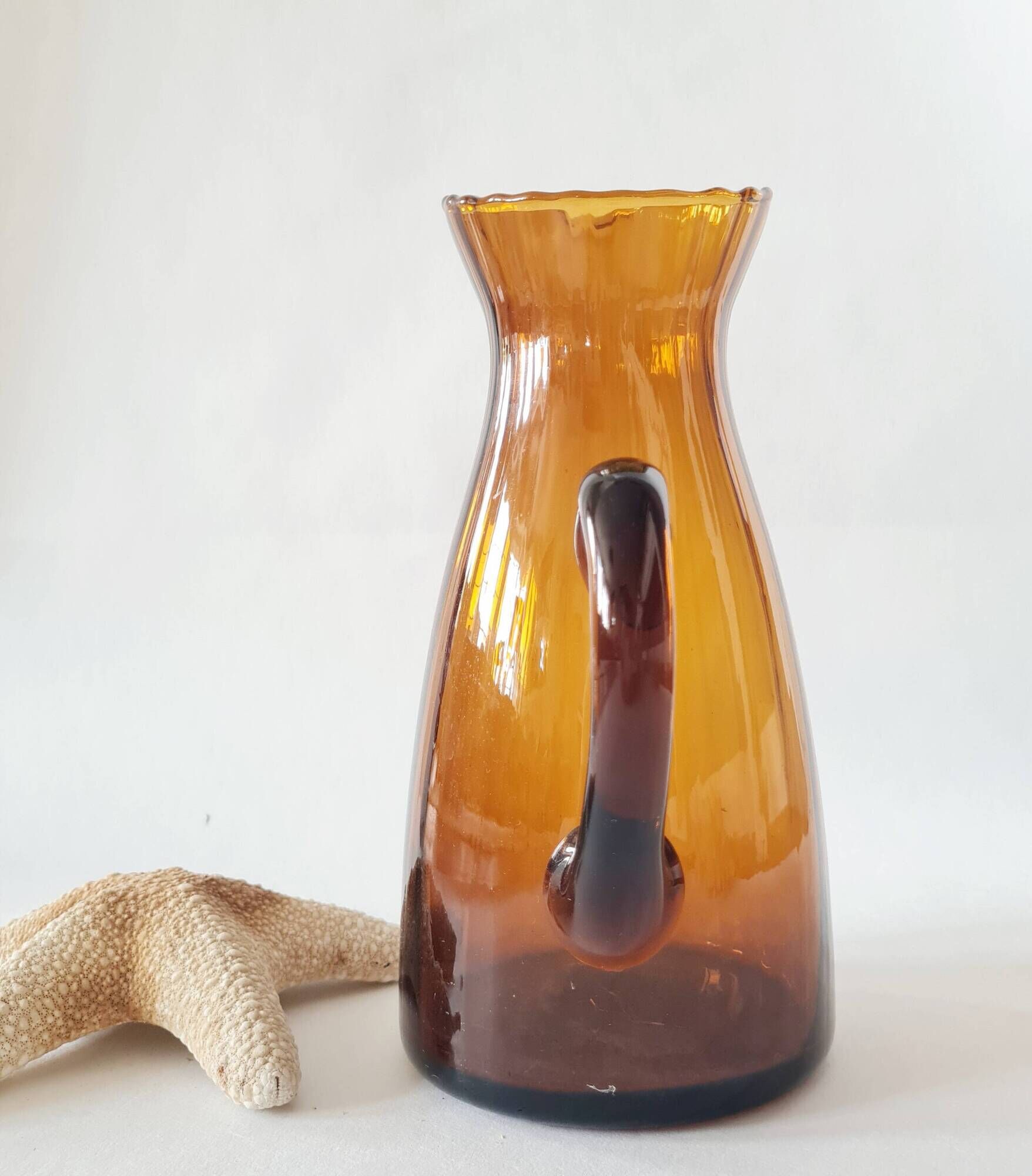 Amber glass carafe - lace neck