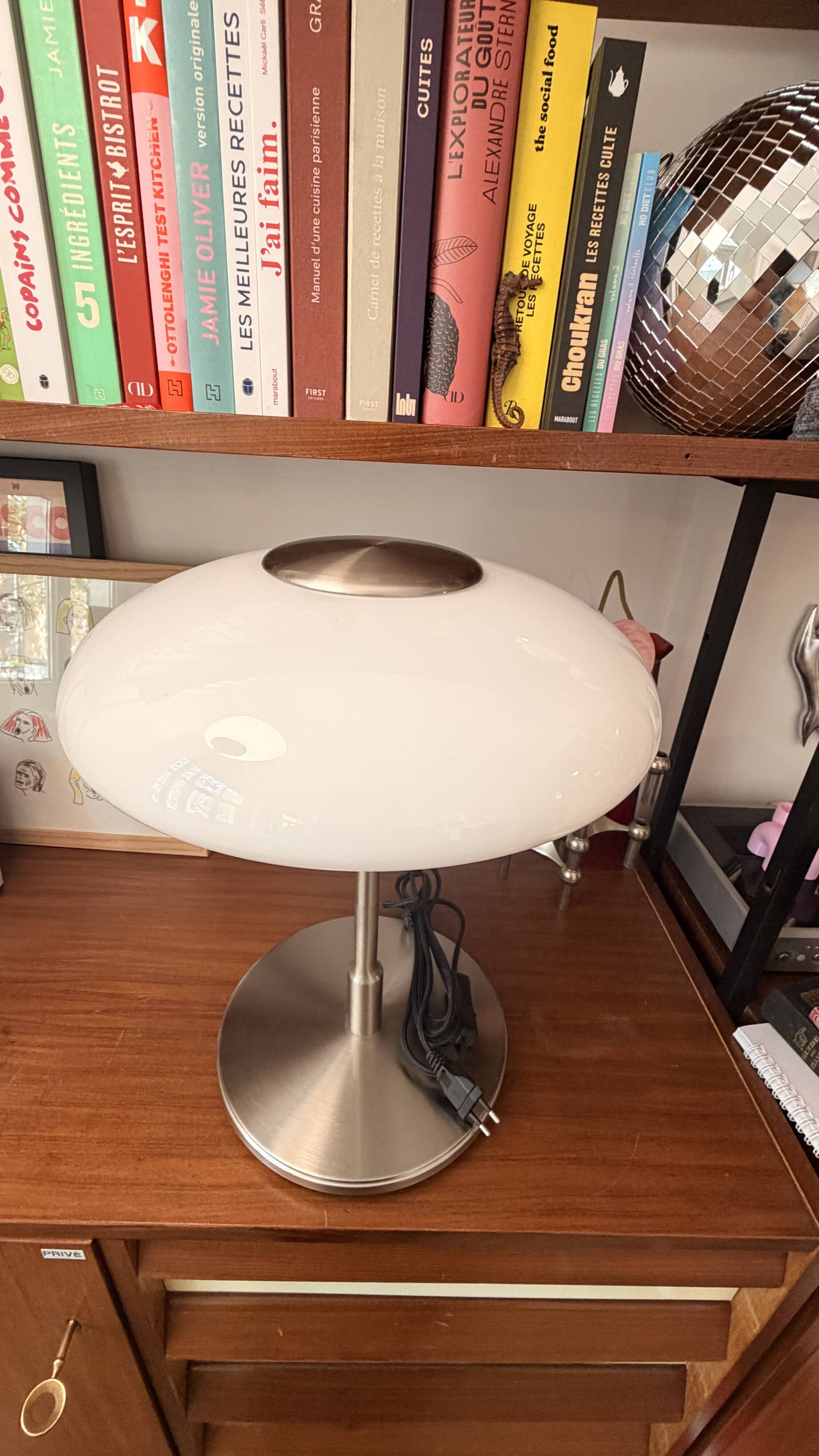 Tällbyn mushroom table lamp Ikea vintage white opaline glass chrome