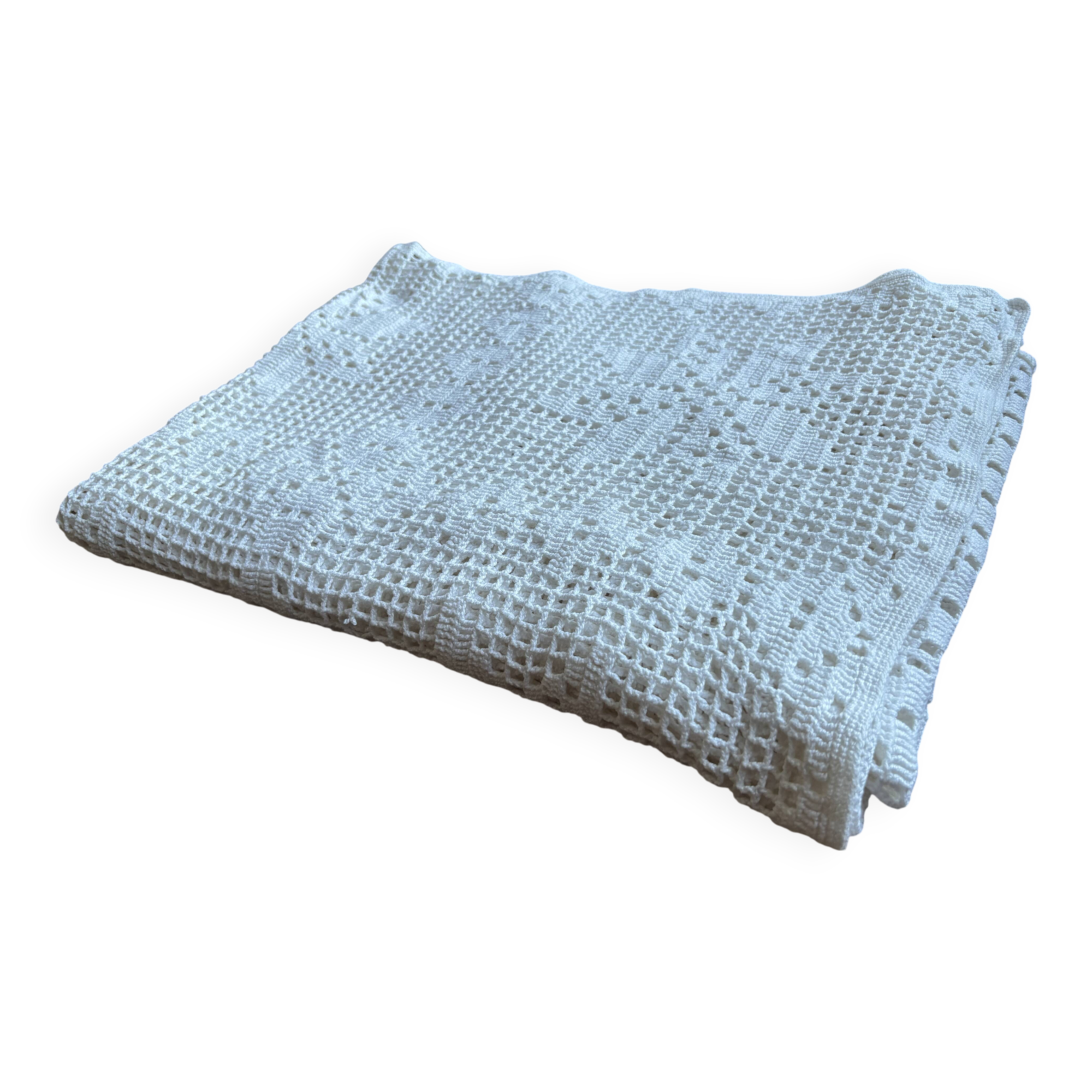 Vintage crochet bedspread