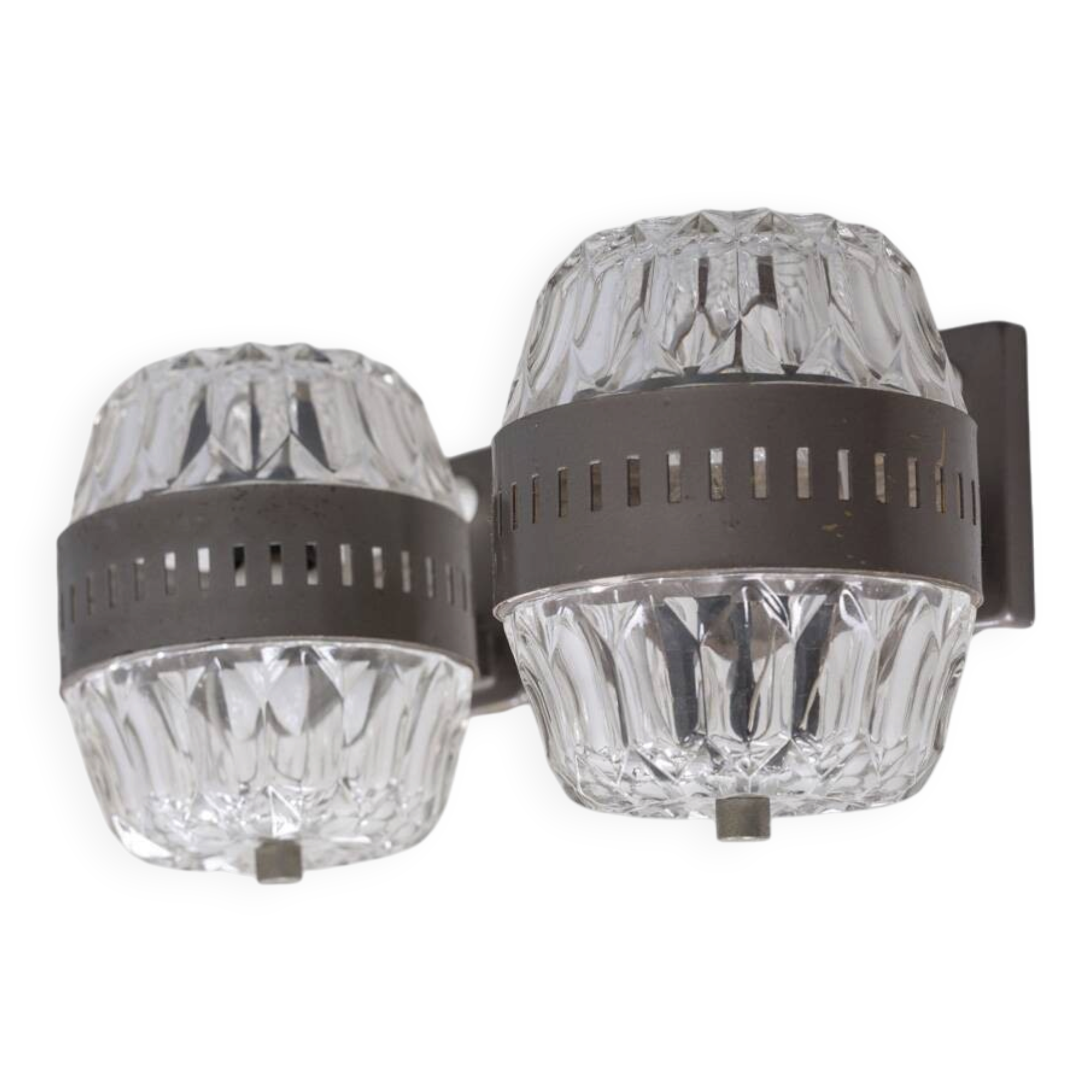 Pair of vintage 1960s wall lamps in metal and crystal, Italian design