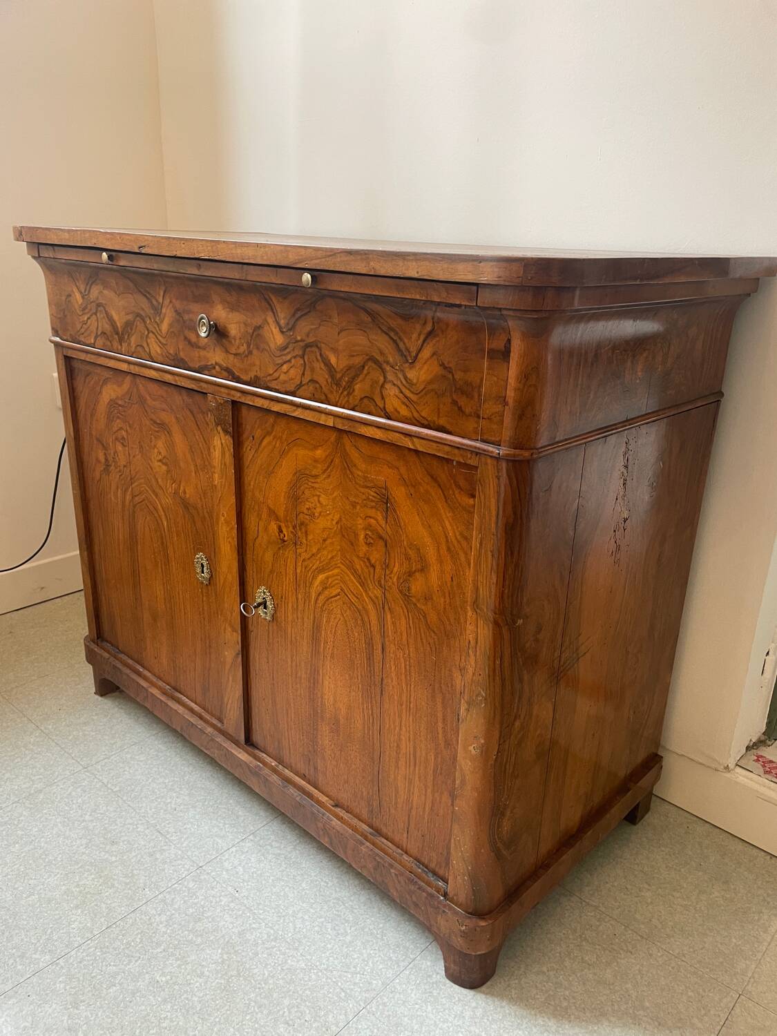 Empire sideboard in burr walnut