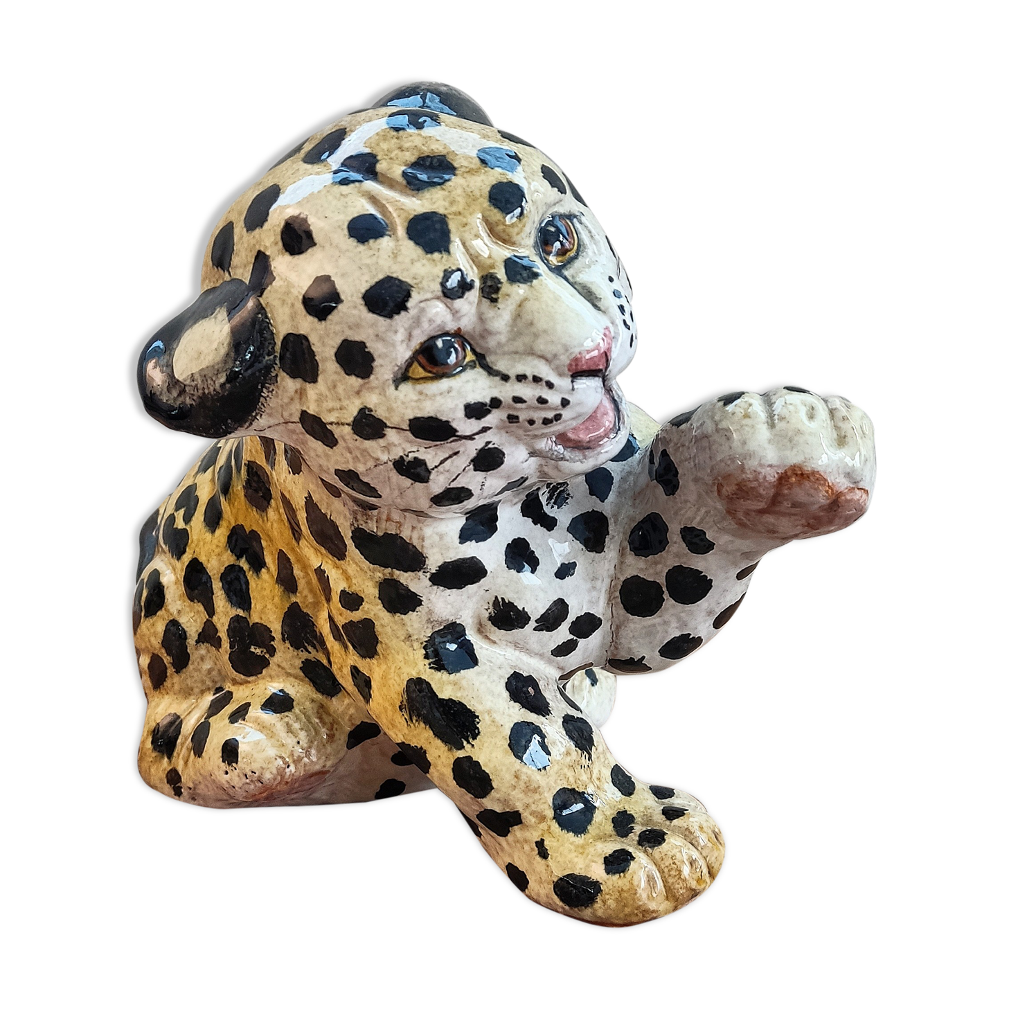 Sculpture of a young leopard