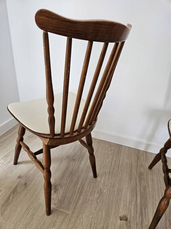Lot de 5 chaises estampillées Baumann modèle Boston - années 70.
