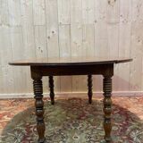 Louis Philippe round walnut dining table
