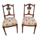Paire de chaise finement sculptée