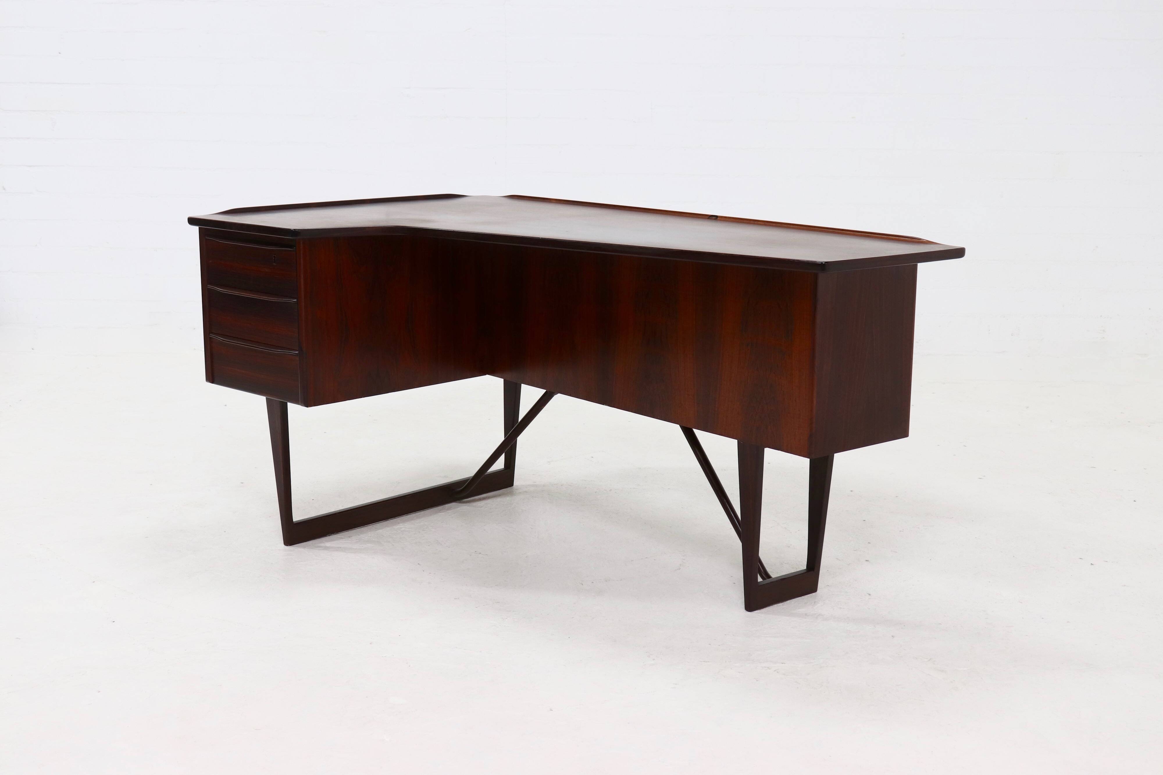 Rosewood Boomerang Desk by Peter Løvig Nielsen for Hedensted Møbelfabrik Denmark 1950s
