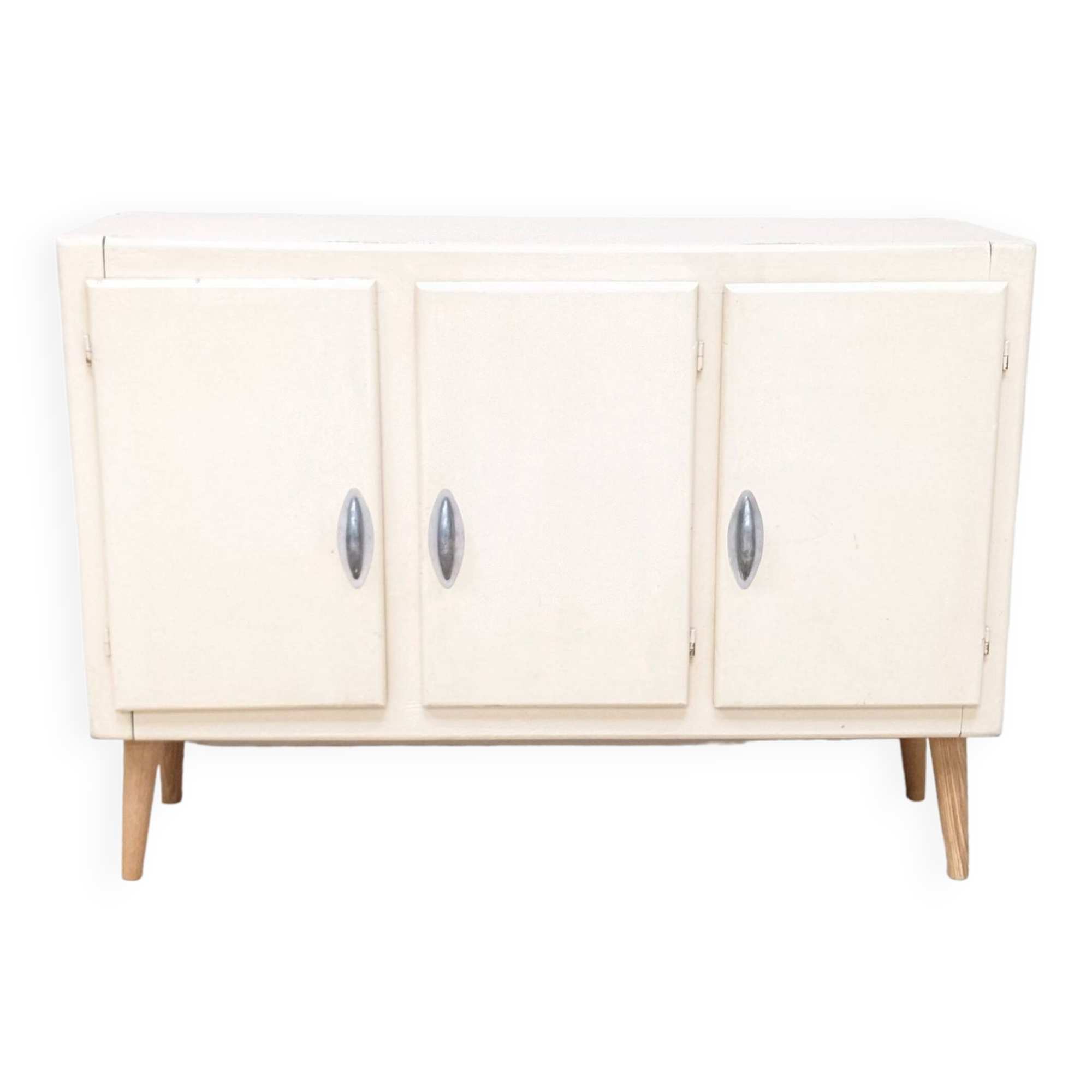 Mado beige sideboard