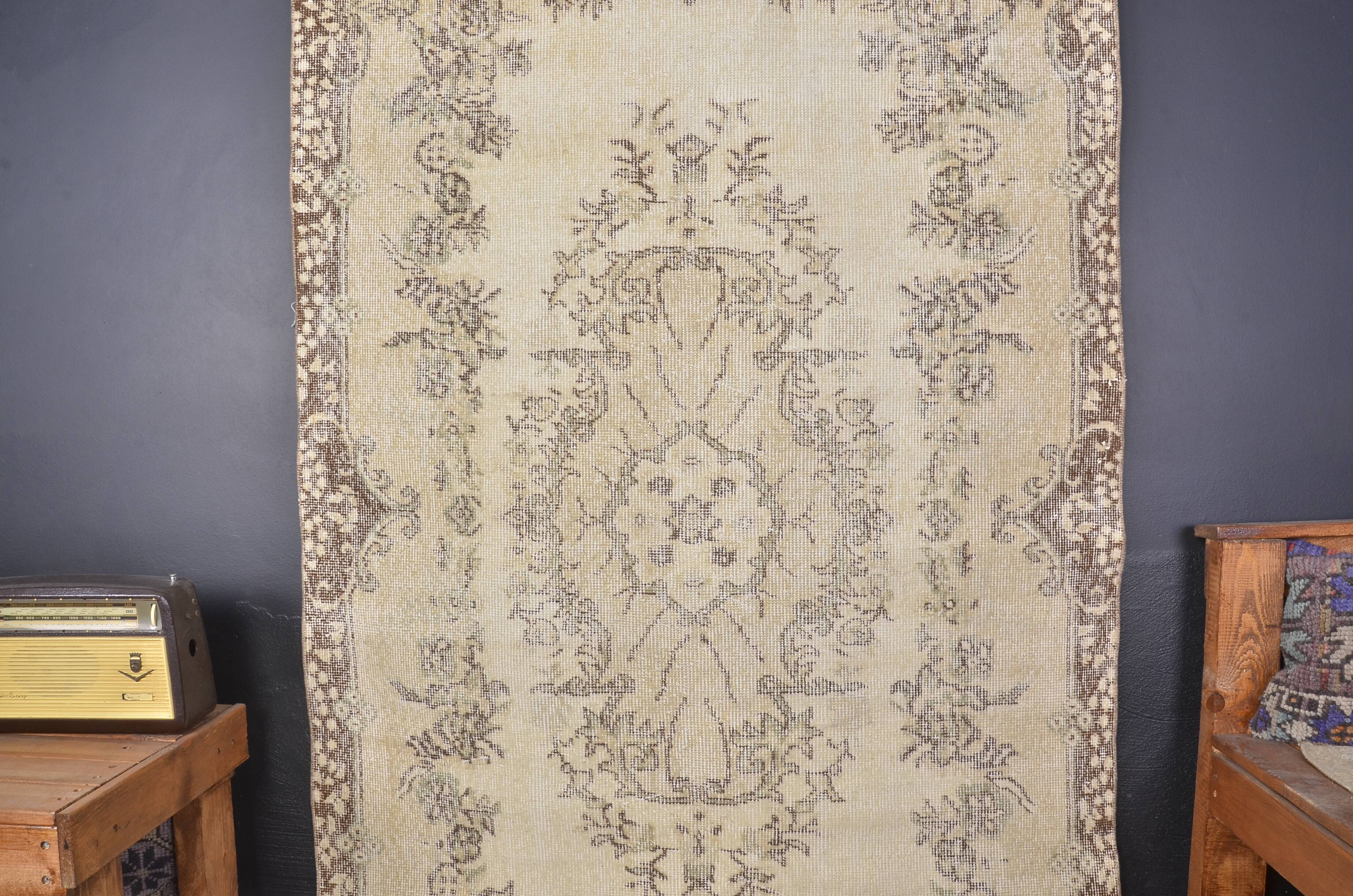 Anatolian Handknotted Floral Rugsku1347