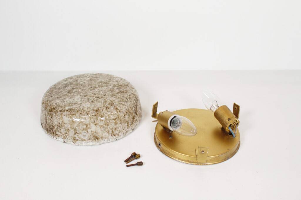 Petite applique murale en laiton et verre de Murano de Hillebrand