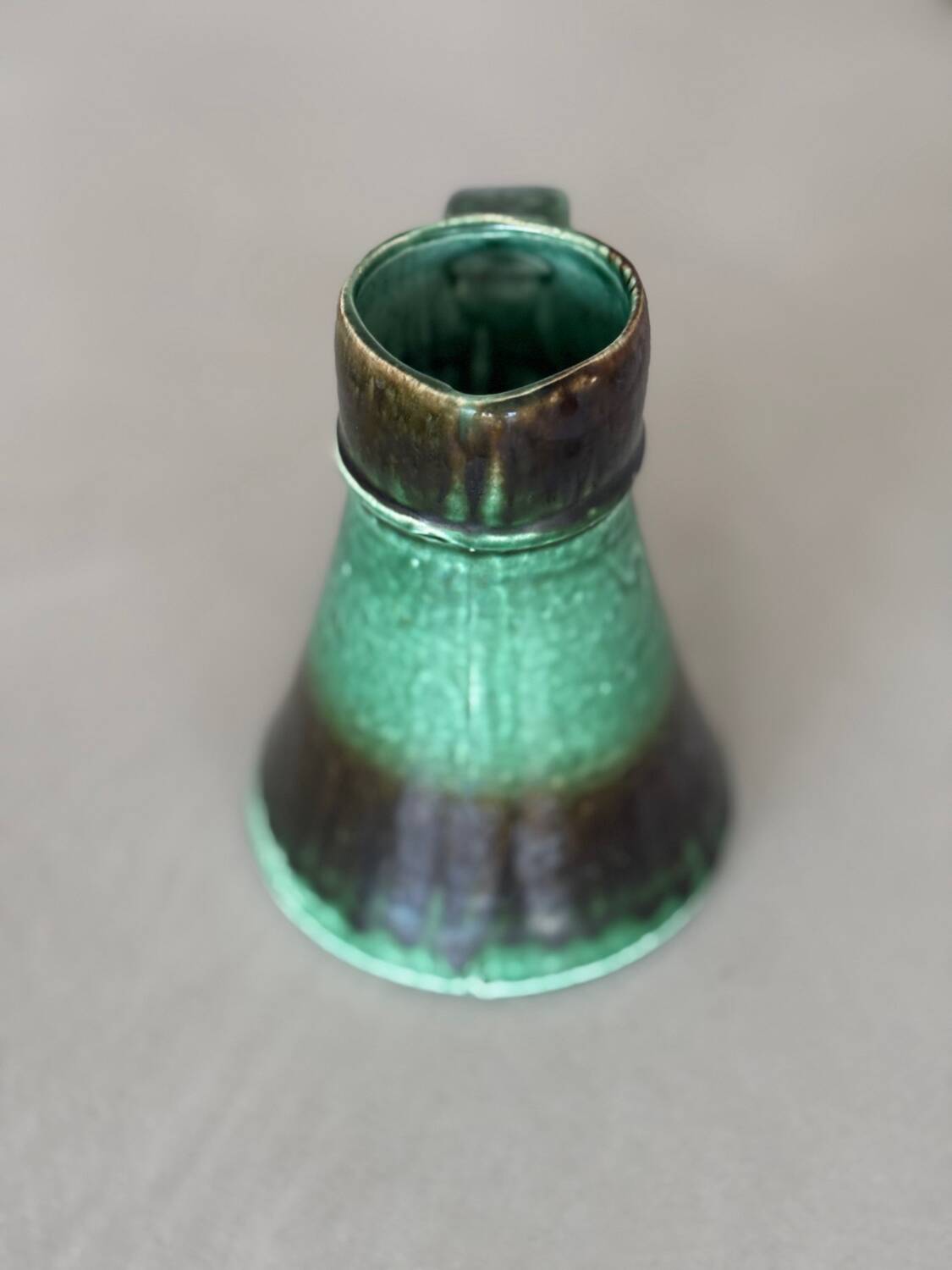 Kera-Flor Ruever ceramic pitcher