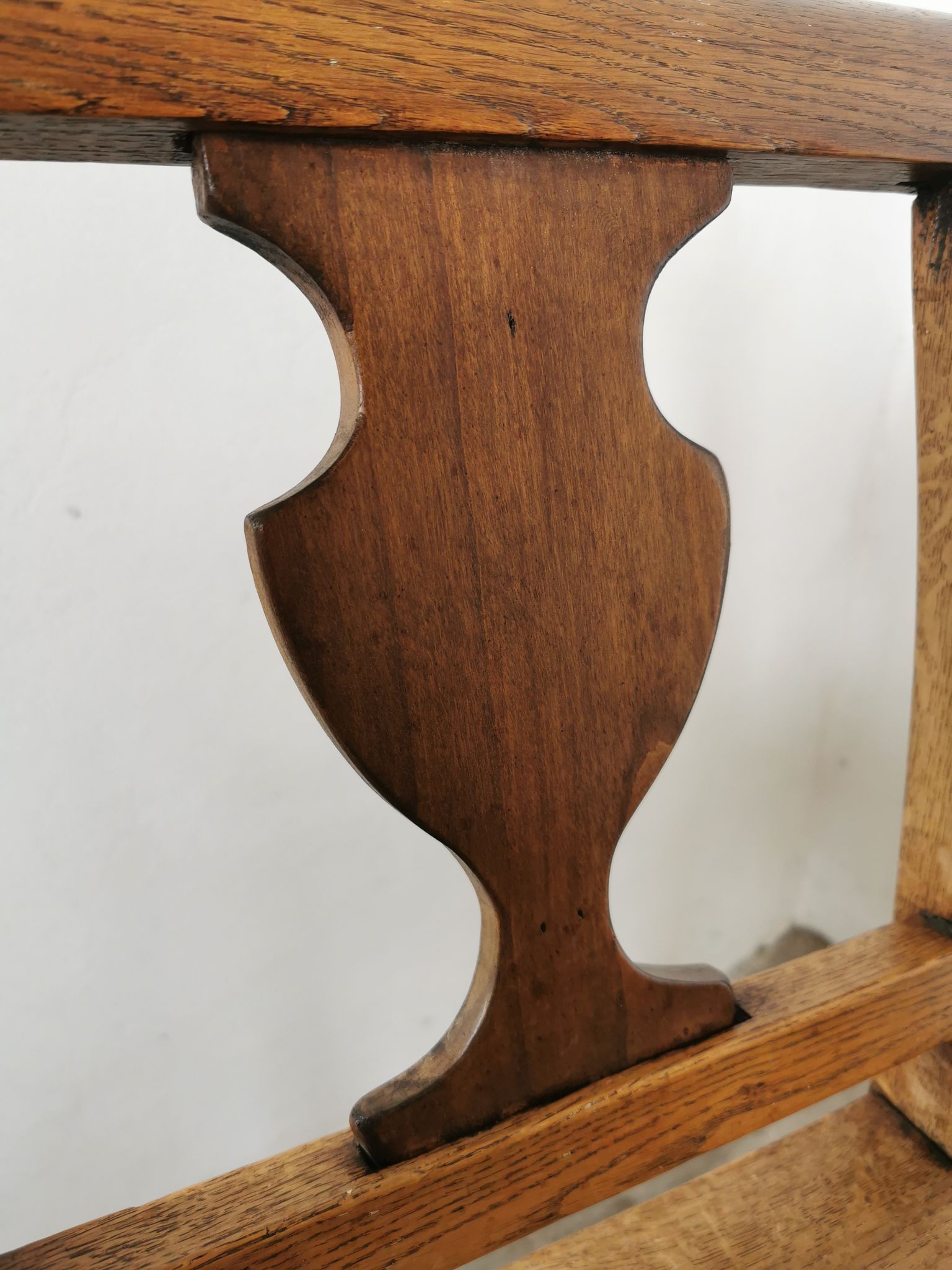 Paire de chaises en chêne brut