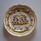Plate "Reproduction Vieux Moustiers" in very good condition.