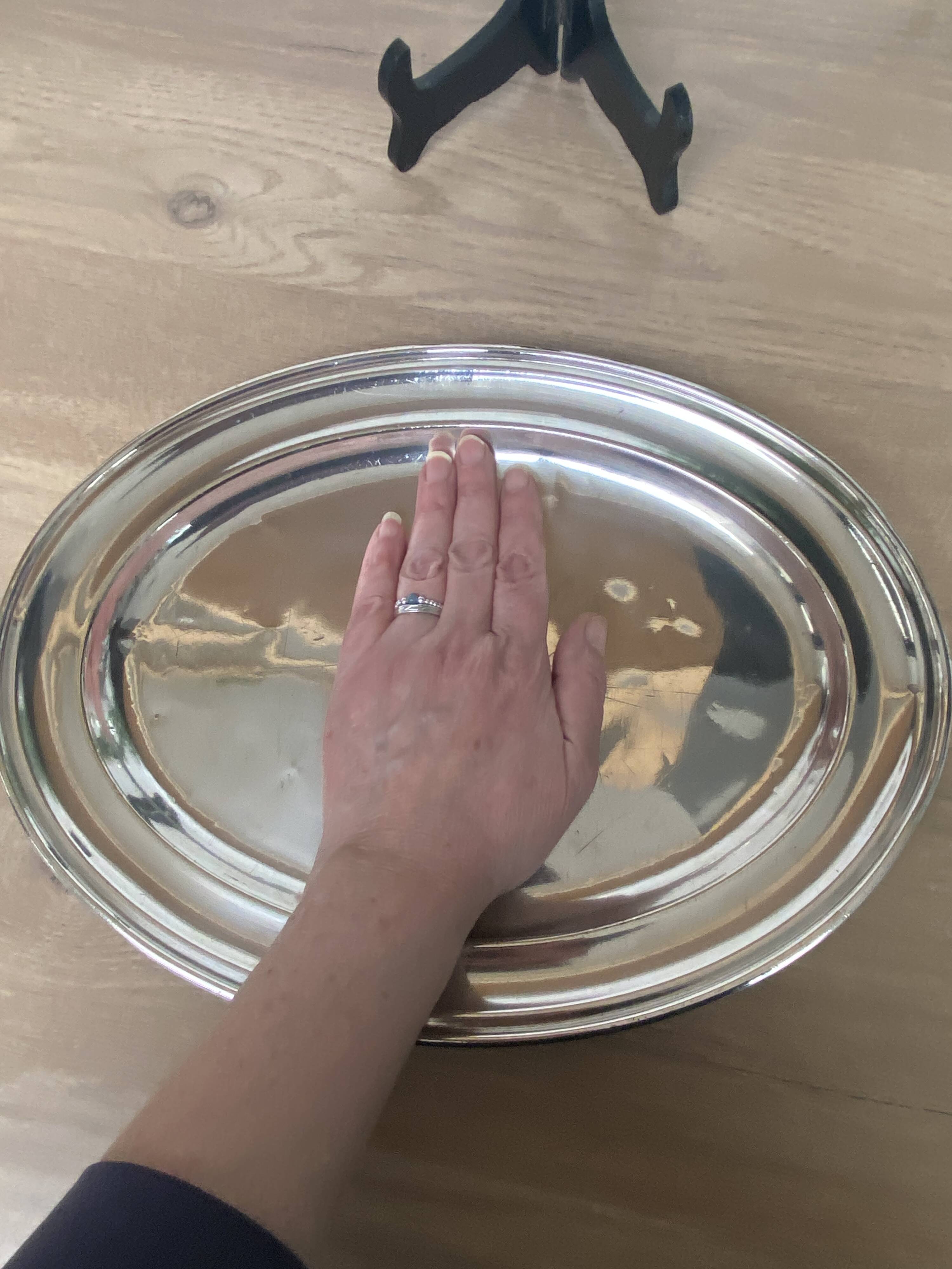 Silver-plated serving dish from the Hôtel des Anglais in Le Touquet