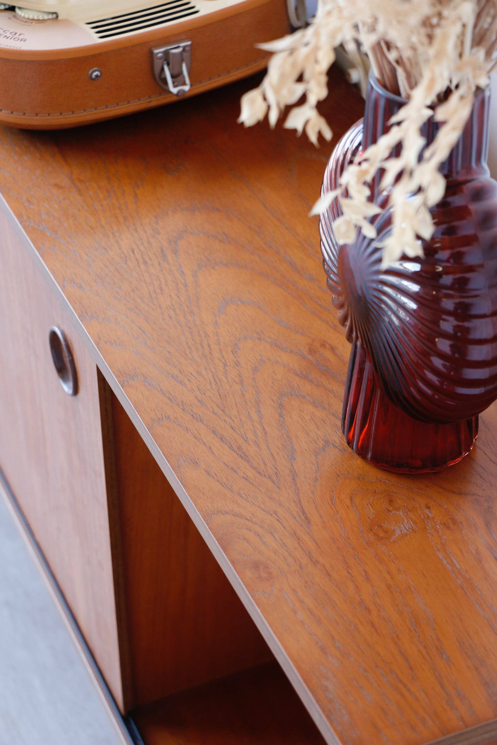Minimalist teak sideboard – 1960s – England