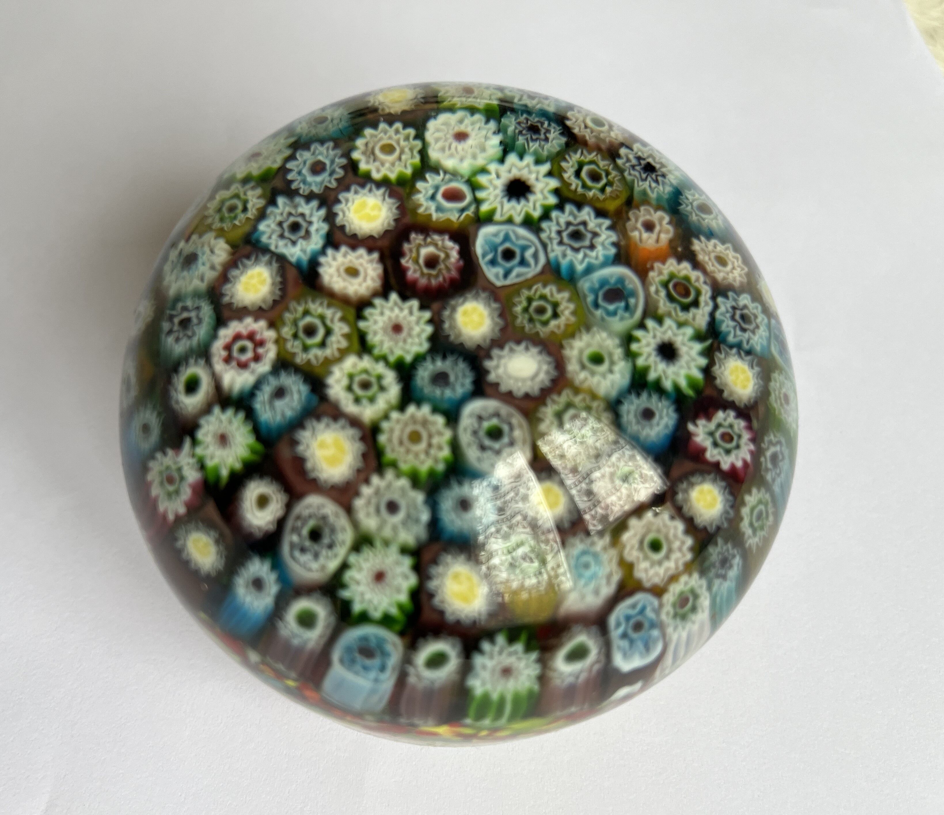 Millefiori paper press ball
