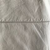 Drap ancien en lin bordure à bribes brodée