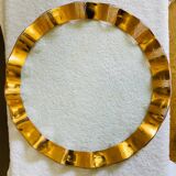 Dish signed Annie Glass 38/31 made in USA wavy edge gilded with 24k fine gold