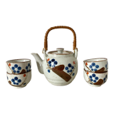 Stoneware teapot and vintage bowls