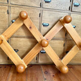 Pine accordion coat rack
