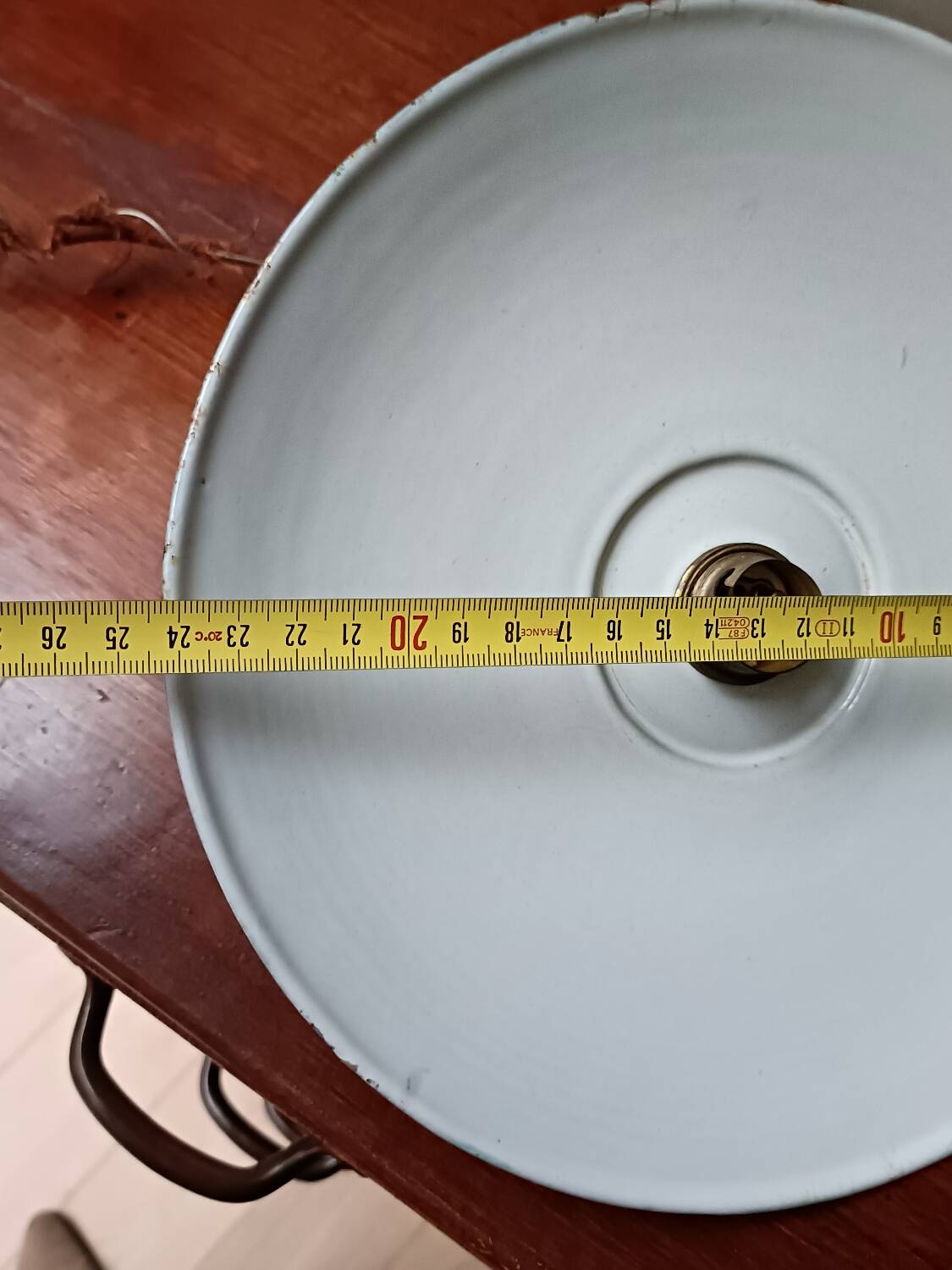 Green saucer pendant light