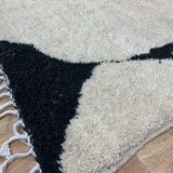 Handmade moroccan berber rug 140 x 96 cm