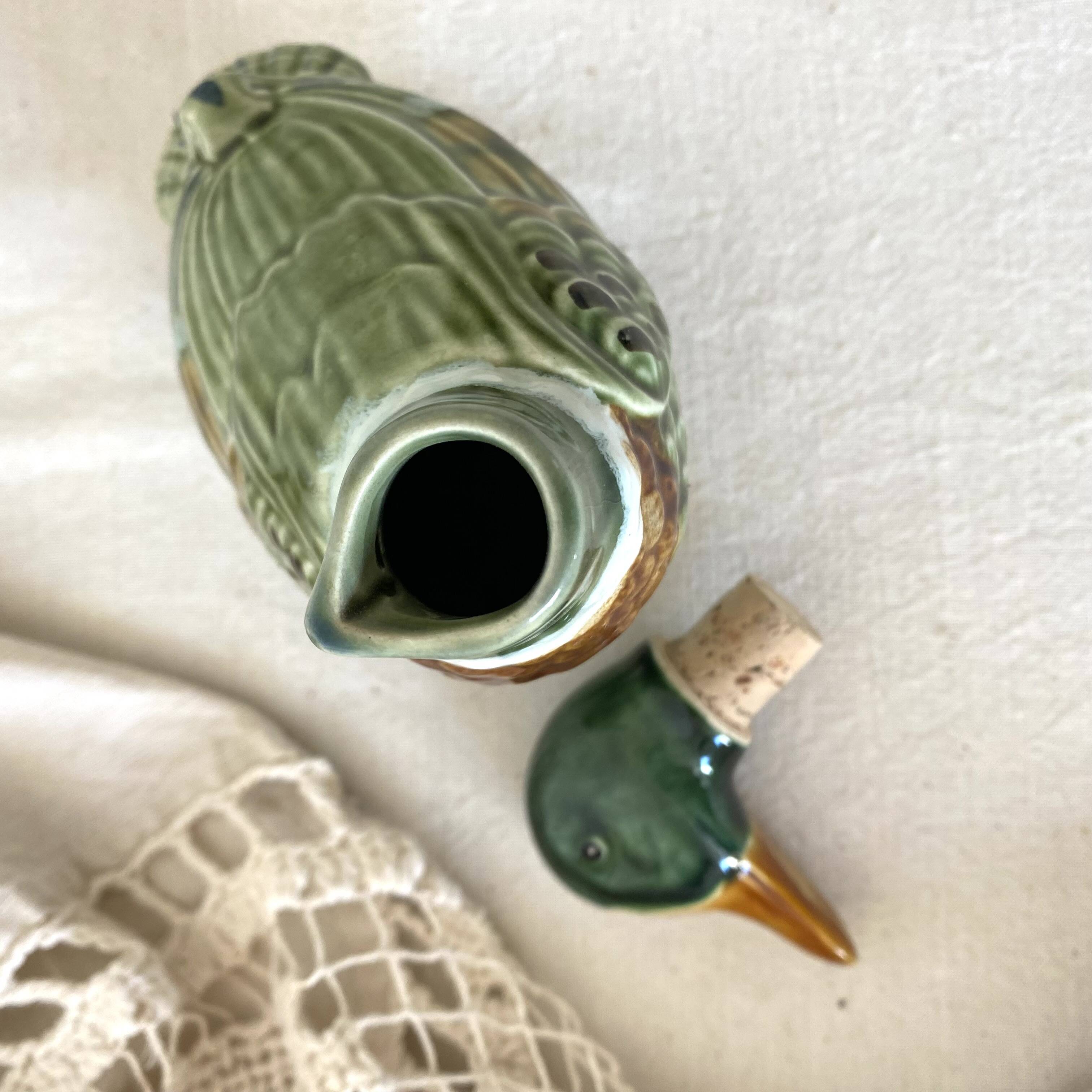 Zoomorphic bottle, ceramic duck