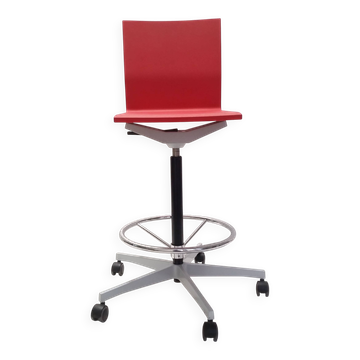 Chaise haute ou de bar rouge Maarten Van Severen .04