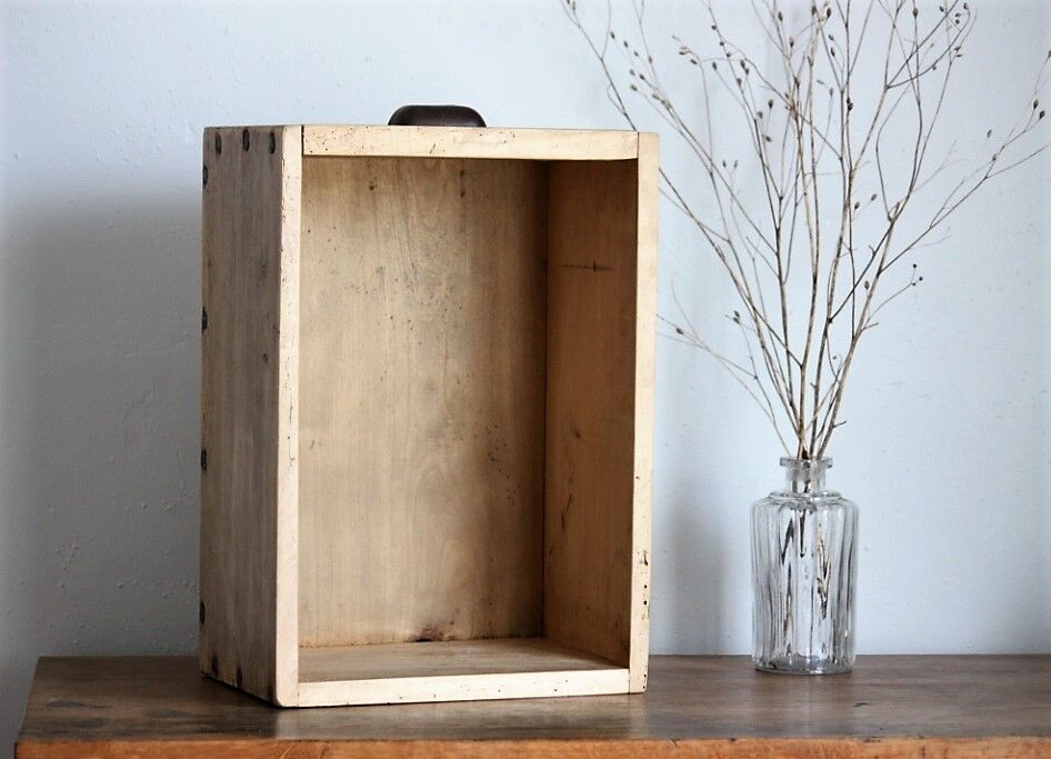 Storage crate