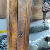 Mirror wardrobe in walnut veneer