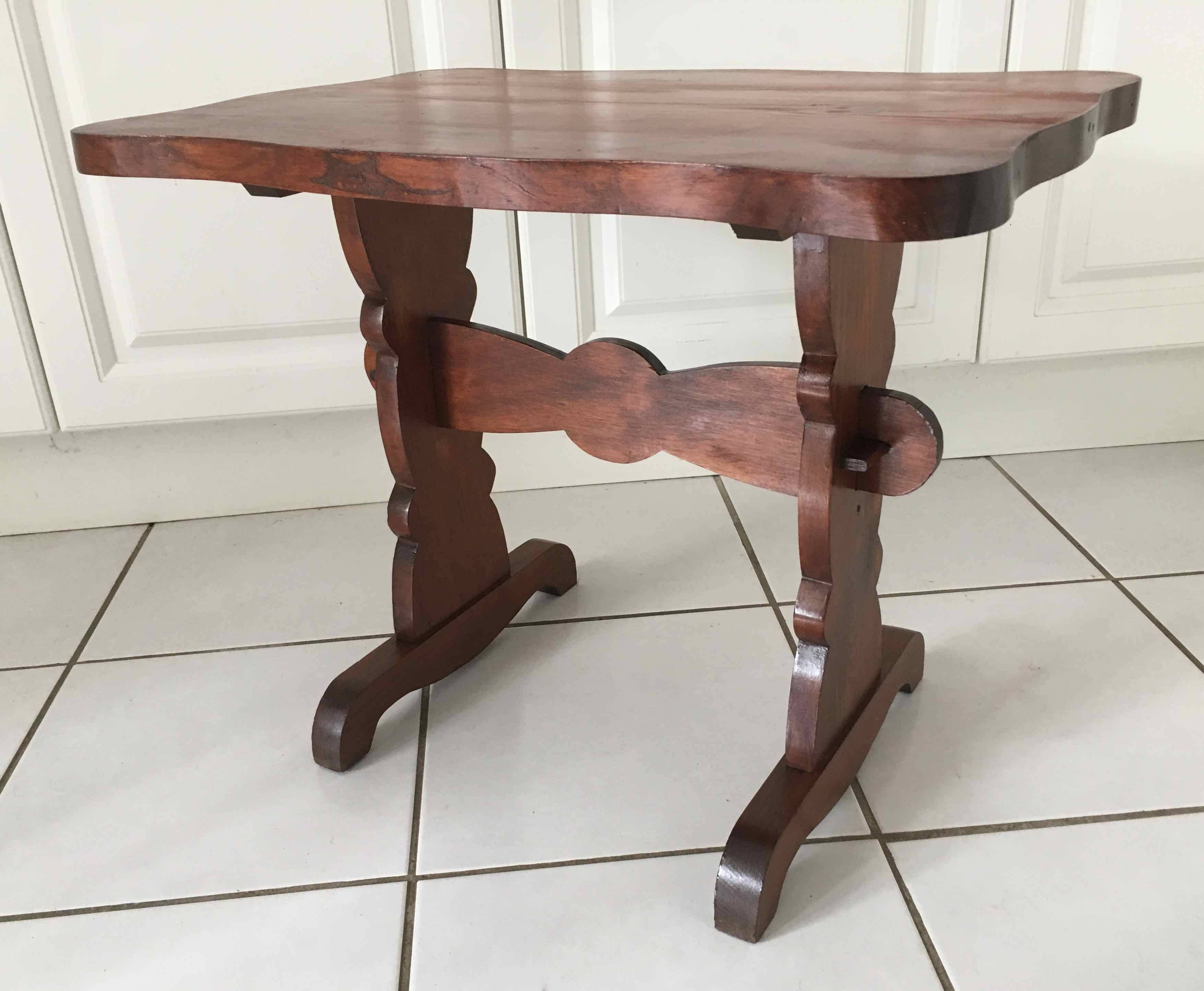 Table basse de chalet, style montagnard