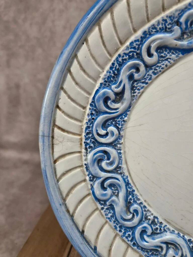 Plat ovale vintage Bassano décor bleu fleuri relief